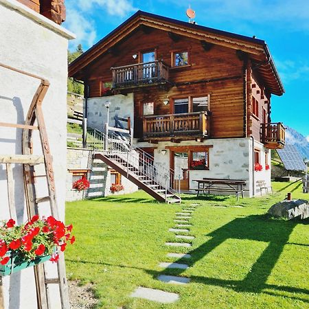 Chalet Selva Isolaccia Bagian luar foto