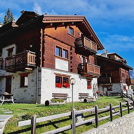 Chalet Selva Isolaccia Bagian luar foto