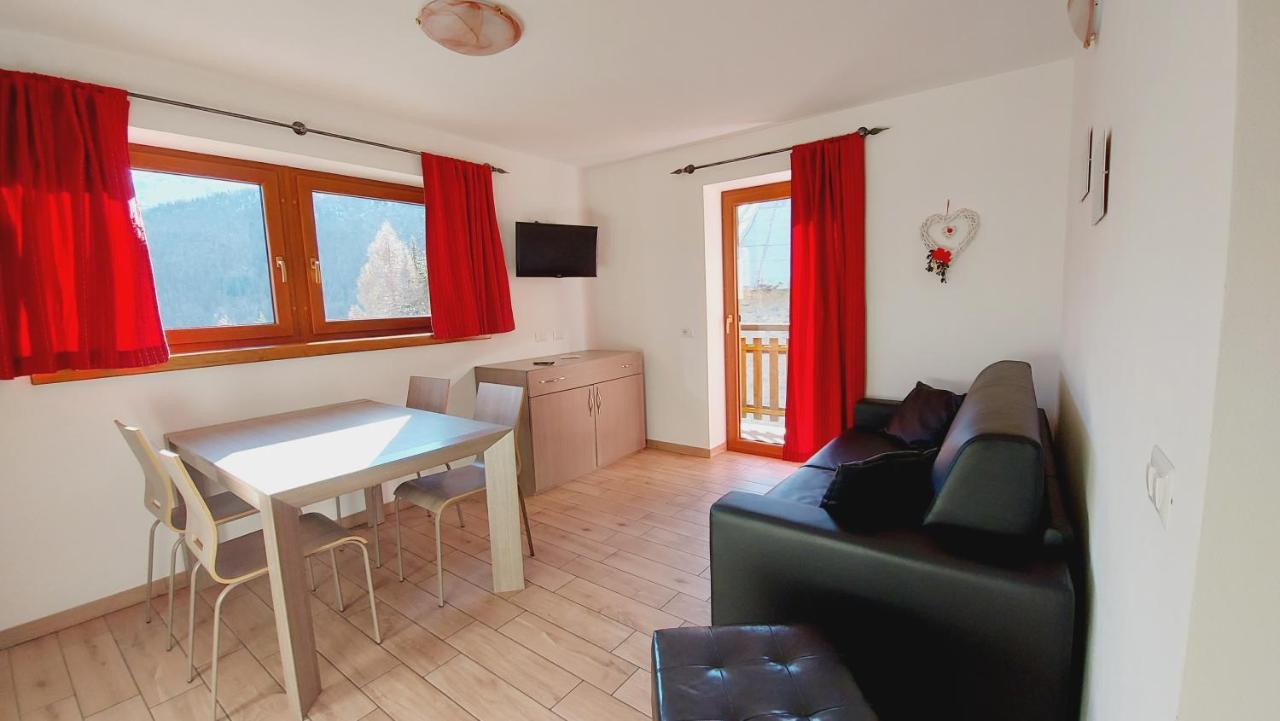 Chalet Selva Apartment Isolaccia Bagian luar foto