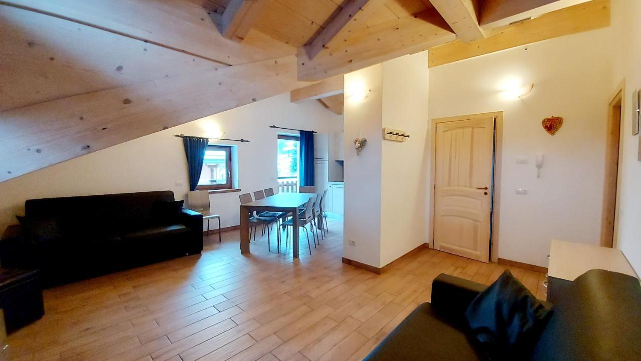 Chalet Selva Apartment Isolaccia Bagian luar foto