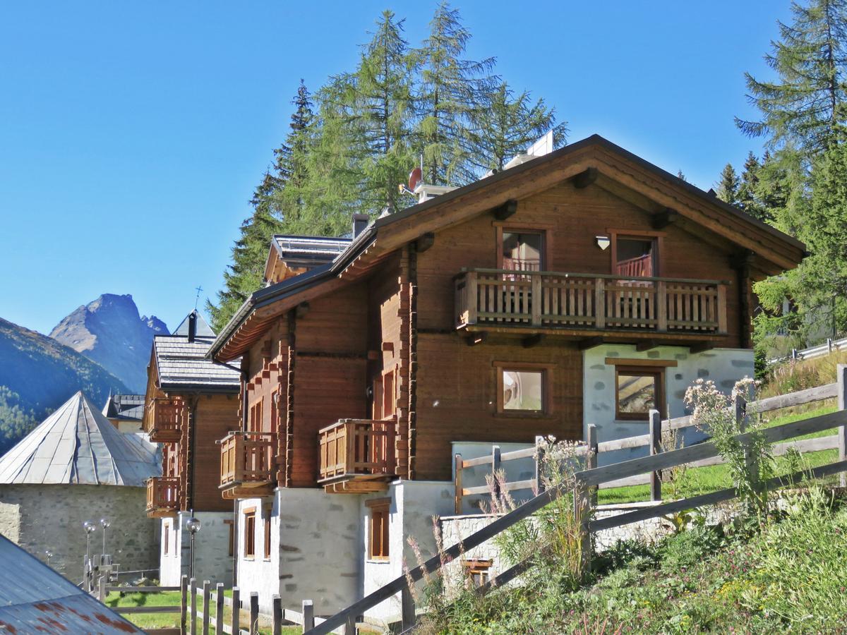 Chalet Selva Apartment Isolaccia Bagian luar foto