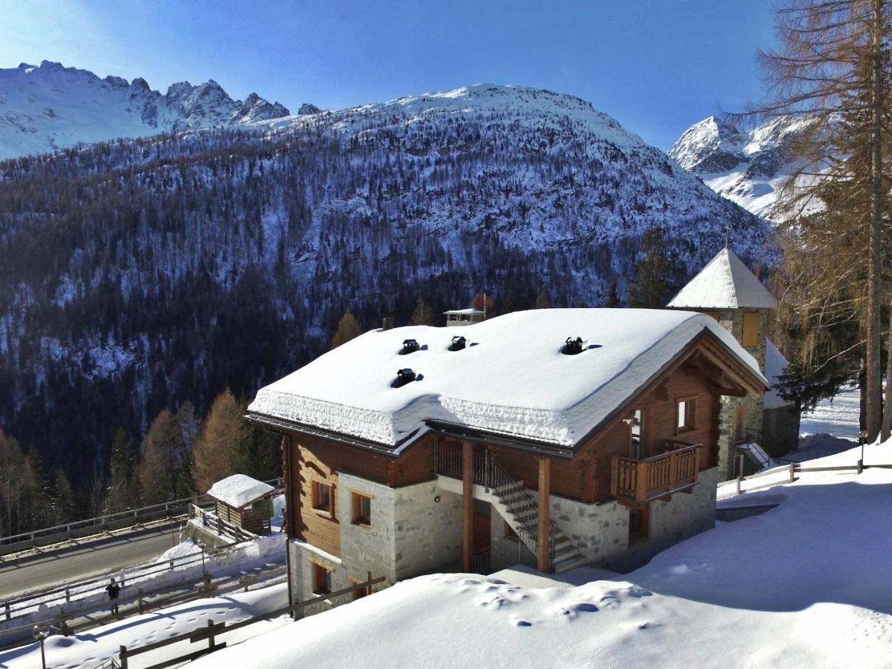 Chalet Selva Isolaccia Bagian luar foto